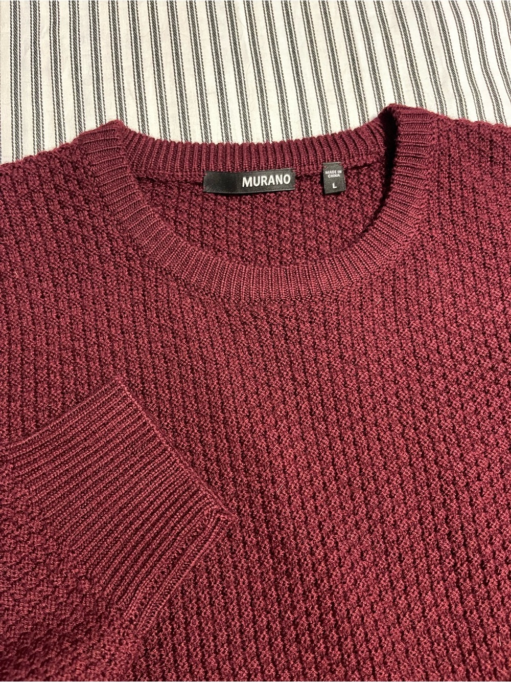 Murano Men's Large Merino Wool Burgundy Textured Crewneck Sweater